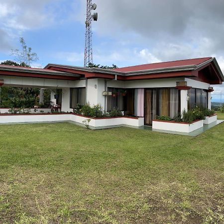 Las Pavitas Cottages La Fortuna Exterior photo